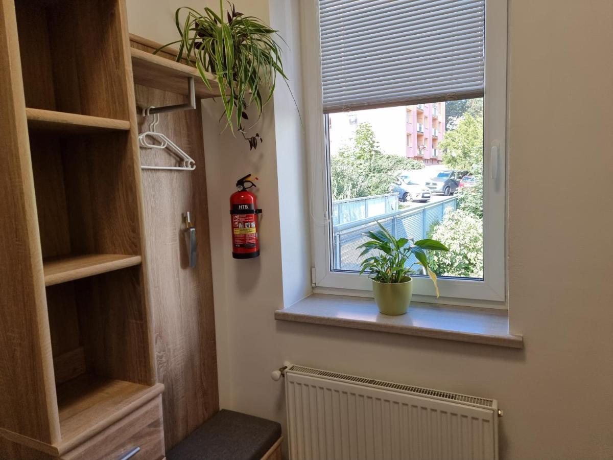 Garsoniera Dukla 289 Apartment Дечин Екстериор снимка